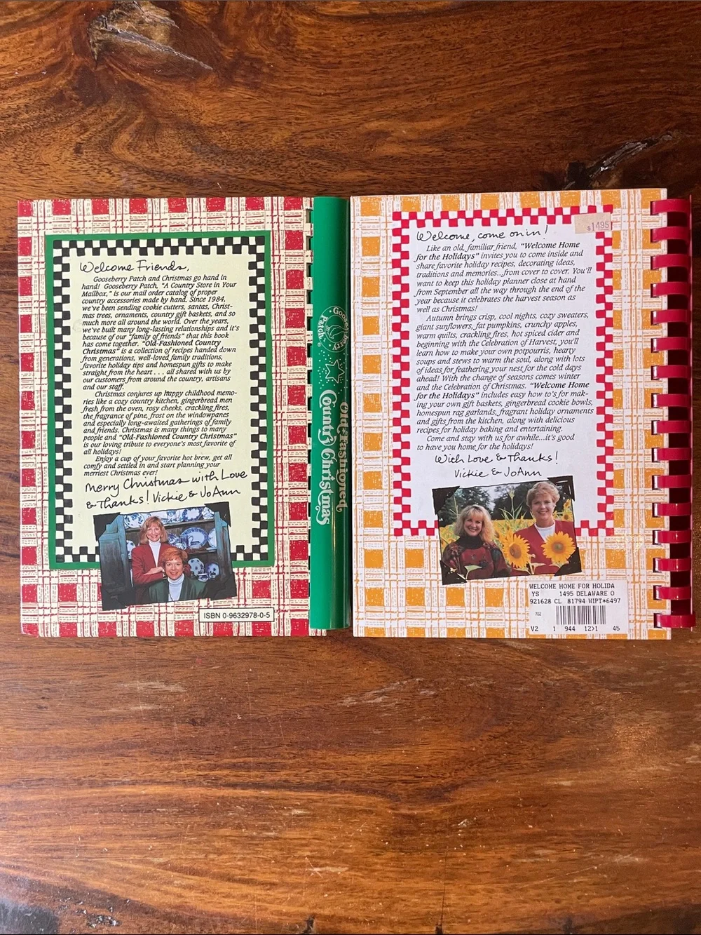 2 Gooseberry Patch Cookbooks Country Christmas 1992 Welcome Home Holidays 1994